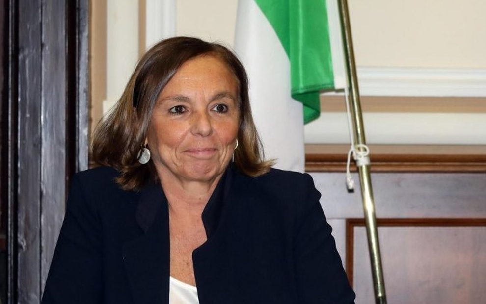 Coronavirus, Musumeci a Lamorgese: “Nessuna vigilanza nello Stretto”