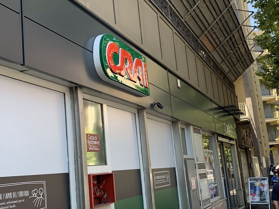 Domenica 15 marzo chiusi in tutta Sicilia i supermercati Crai a gestione diretta del gruppo Radenza. Gli affiliati invitati a fare altrettanto