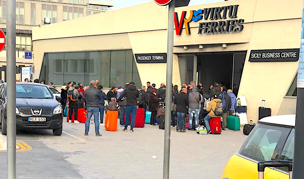 Tamponi per i turisti in arrivo da Malta, Spagna, Grecia e Croazia. Nuove disposizioni da Regione Sicilia