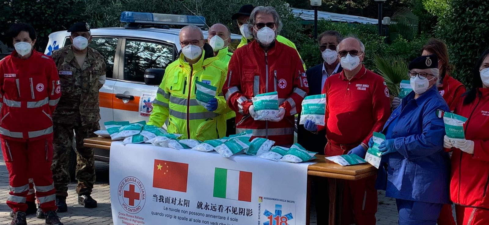 Licata: dalla Cina 2000 mascherine Kn95, donate alla Croce Rossa e al 118