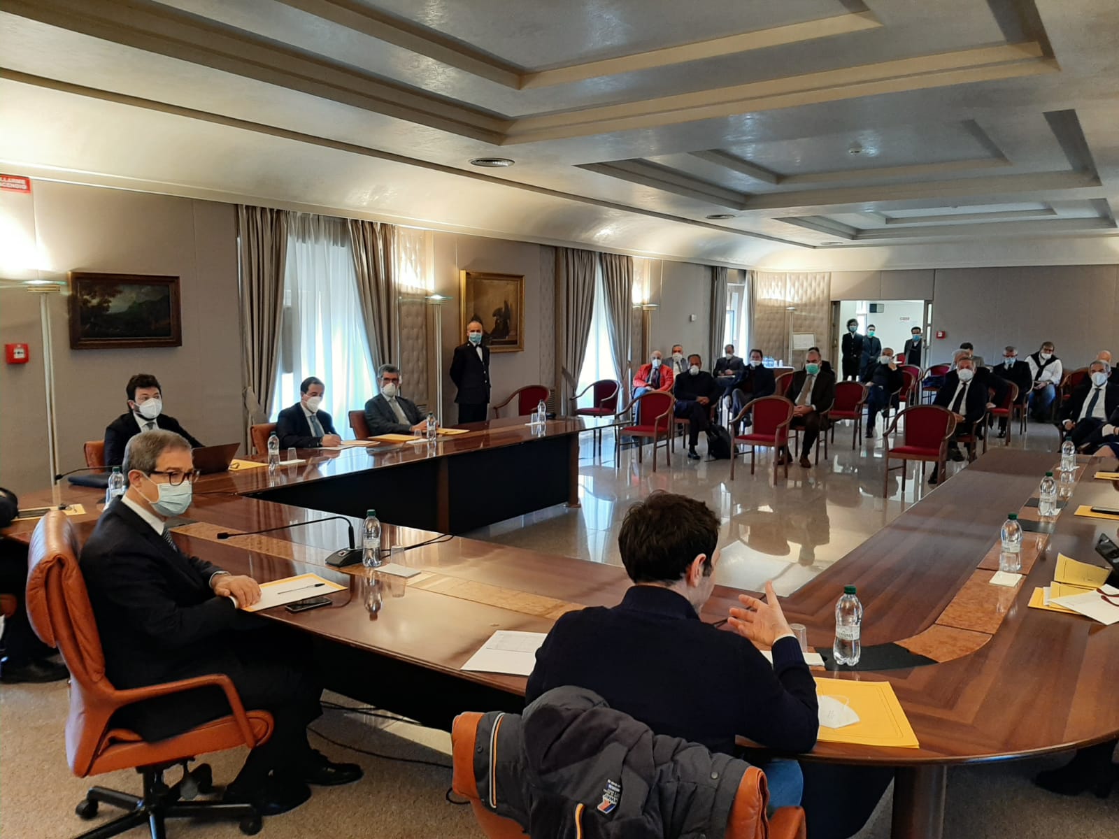 Musumeci incontra i manager della sanità