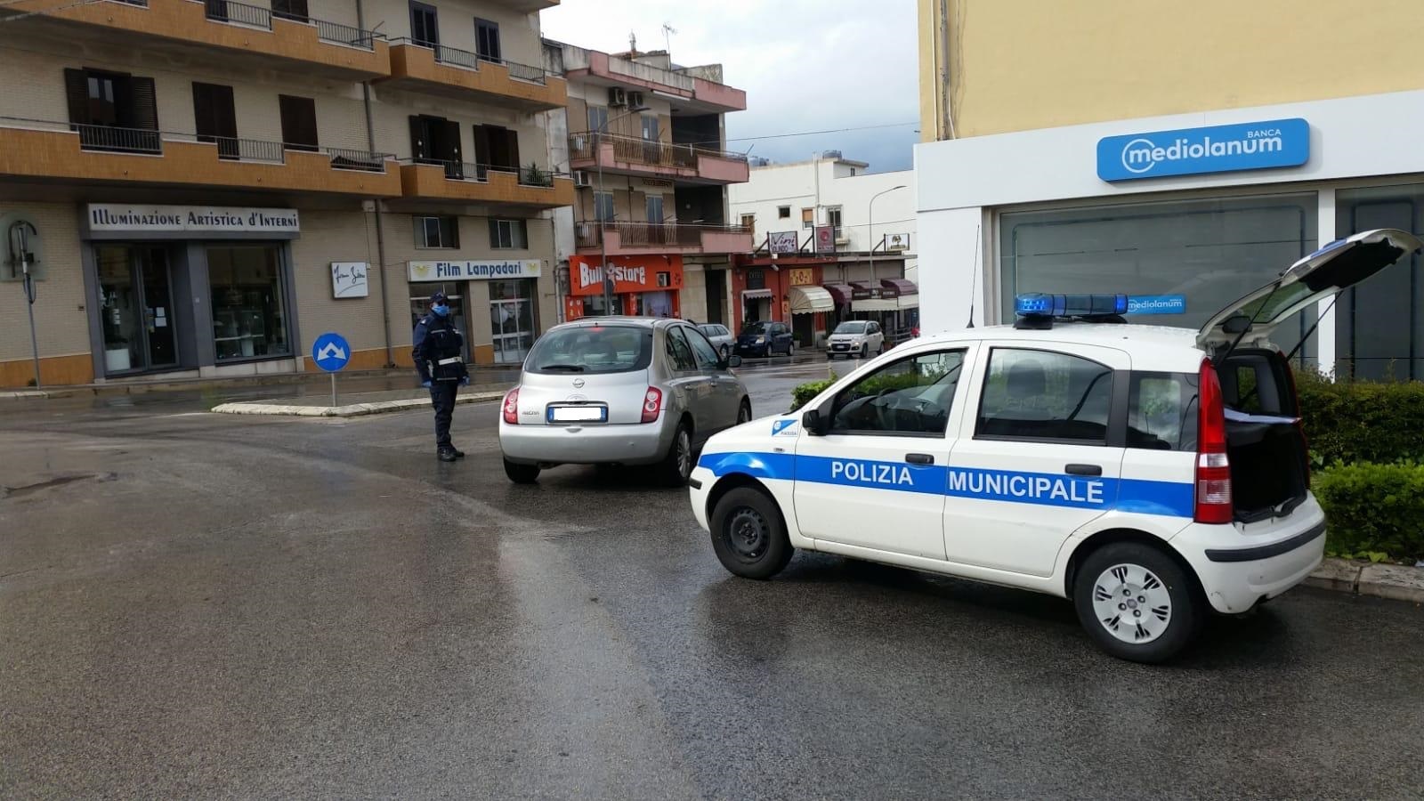 Pasqua: a Ragusa multate 34 persone. Raccolte le targhe auto in sosta a Marina di Ragusa