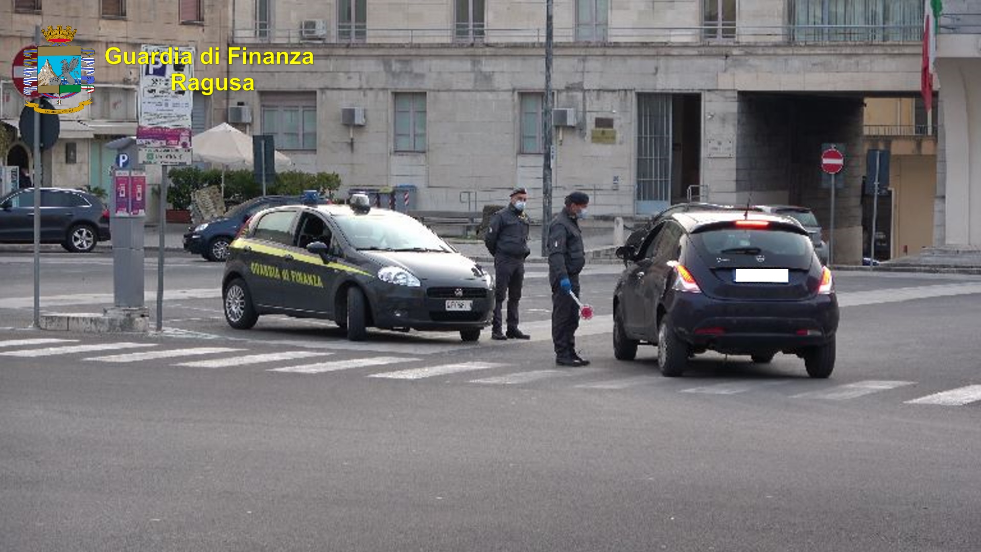Chi serve caffè, chi fa pesca subacquea: i controlli dell GdF di Ragusa
