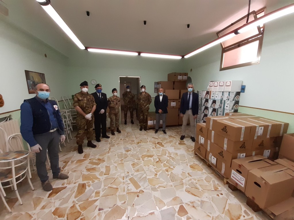 Il Comando Militare Esercito “Sicilia”a fianco delle famiglie ragusane