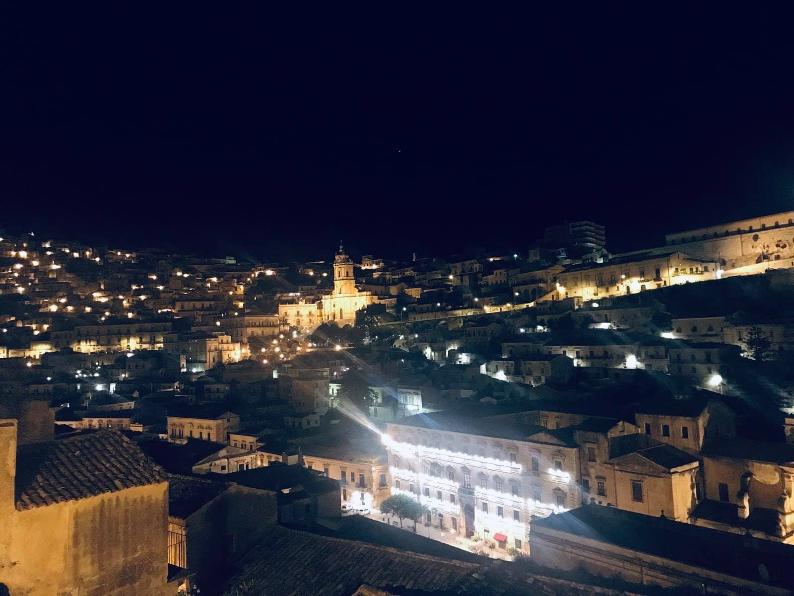 Modica Bicolor. I lavori sono stati sospesi. Il sindaco dovrà relazionare alla Soprintendenza