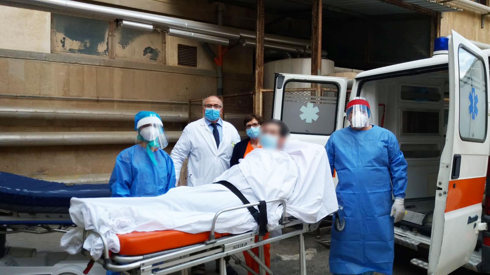 Era fra la vita e la morte ma ora sta bene: trasferito il giovane di Gela ricoverato per Covid a Modica