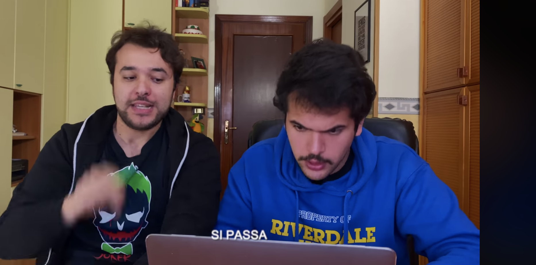 Assessorato alla Lega, Sgarbi contro I Sansoni: “Sono razzisti al contrario”. La replica divertente del duo comico