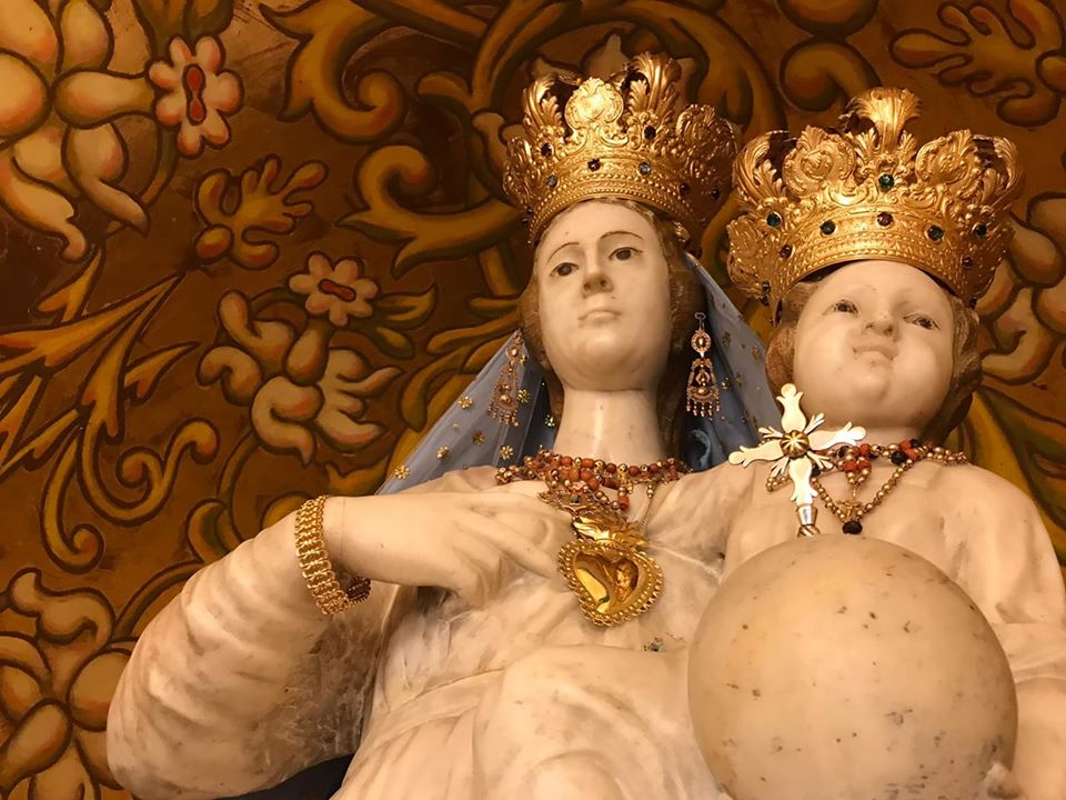 Chiaramonte si affida alla Vergine delle Grazie: le celebrazioni liturgiche all’esterno della chiesa