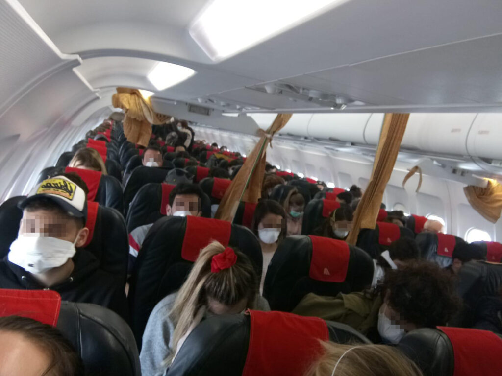 Hostess con la febbre. Attivate procedure di biocontenimento in aeroporto a Catania
