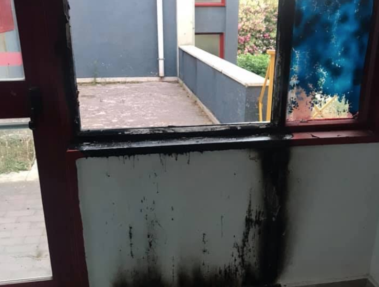 Vandali in azione nella scuola Portella della Ginestra a Vittoria ma non fermano giornata legalità