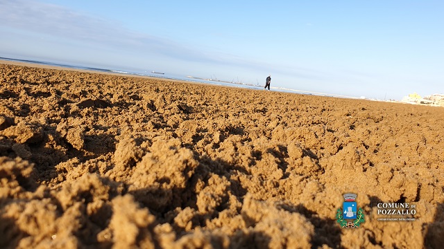 A Pozzallo inizia la stagione estiva con la pulizia delle spiagge
