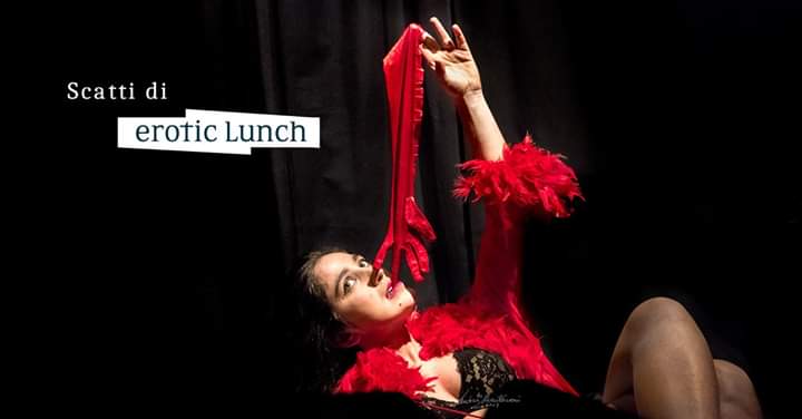 Mostra fotografica a Roma su eros e cibo per raccontare il progetto artistico di “Erotic Lunch”. Vernissage solo online