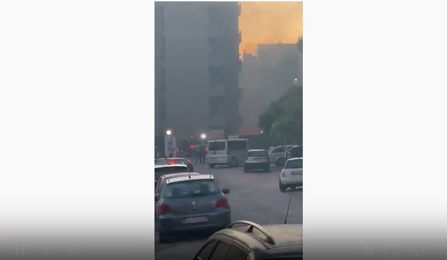 Vittoria: vasto incendio in via Lavore, minacciate le abitazioni, alcune evacuate per precauzione