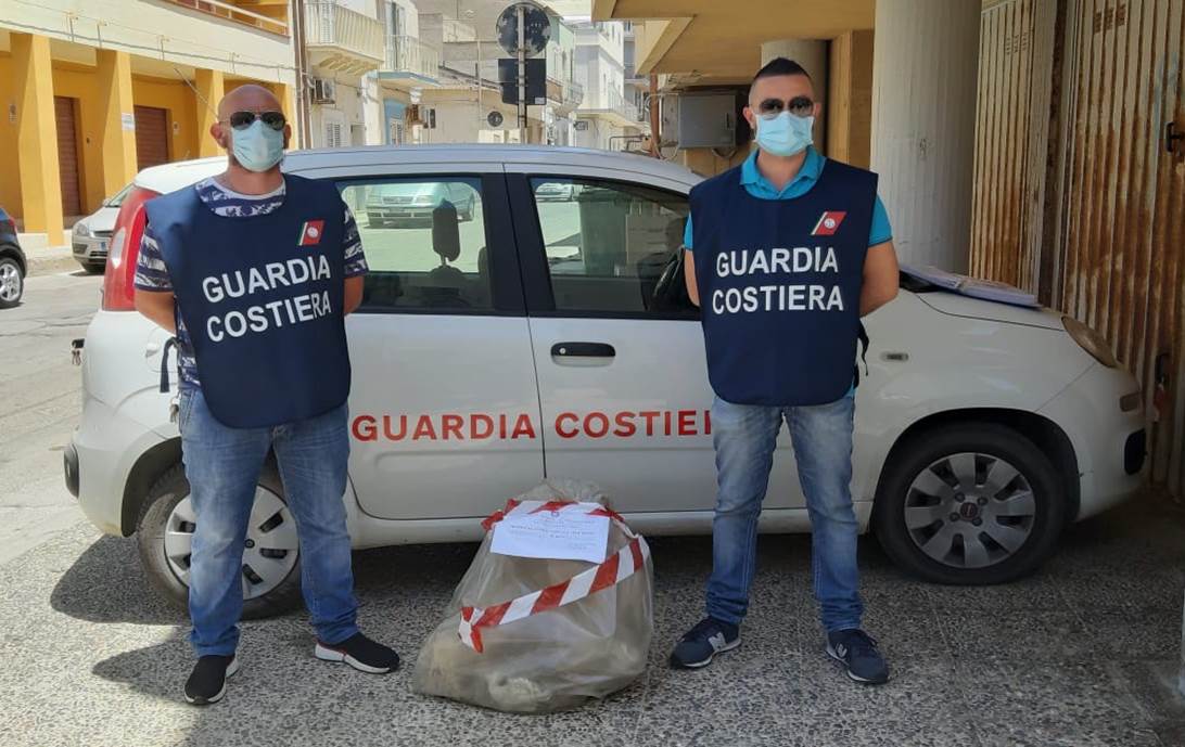 Controlli nei ristoranti iblei, sequestrato pesce senza tracciabilità