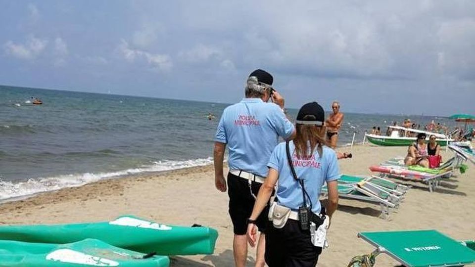 4,8 milioni per le “Spiagge sicure”. Si potrà assumere personale per vigilare anche sulle distanze. Fondi a Ispica, Scicli, Santa Croce e Libero Consorzio