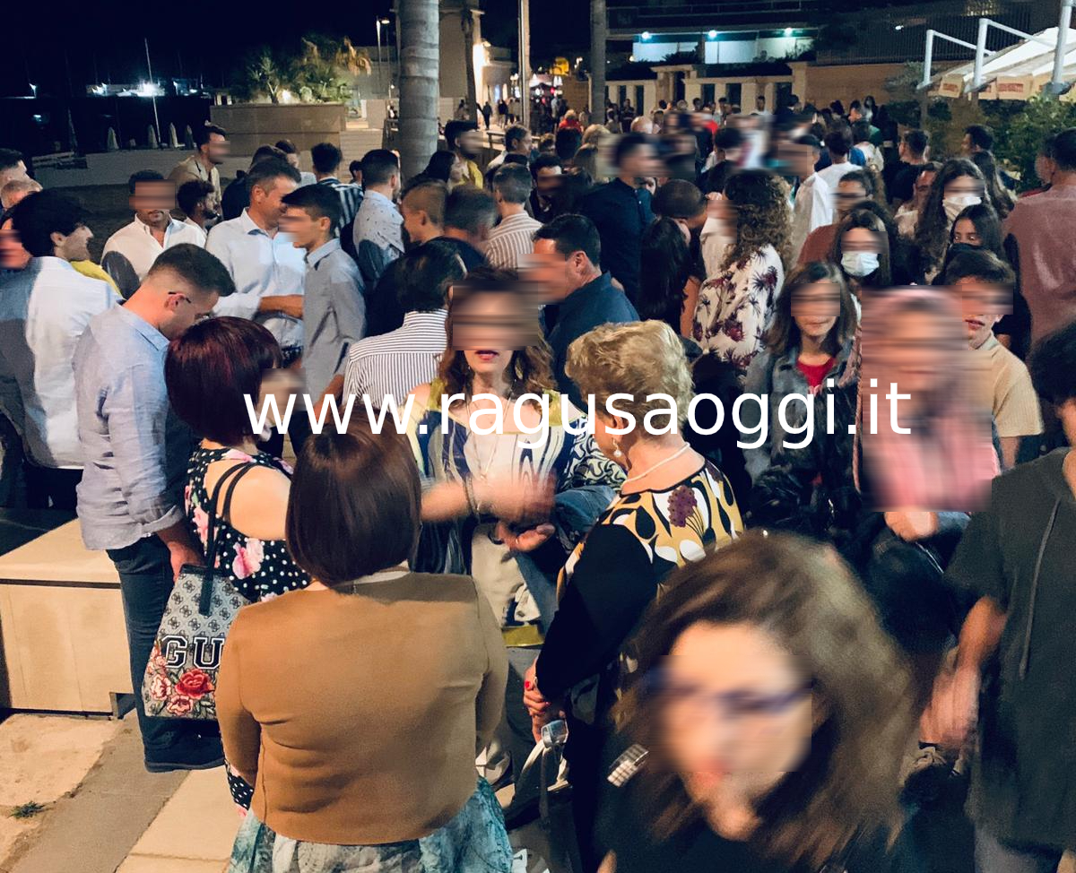 Marina di Ragusa e un sabato sera allo sbando