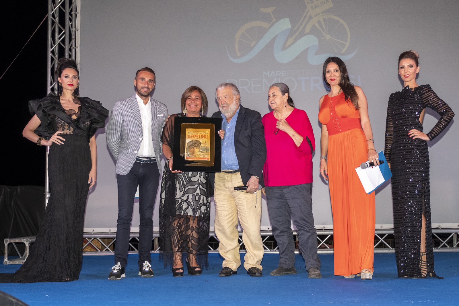 Pupi Avati ritira il Premio Troisi e annuncia: “Sto per girare il mio 51esimo film”