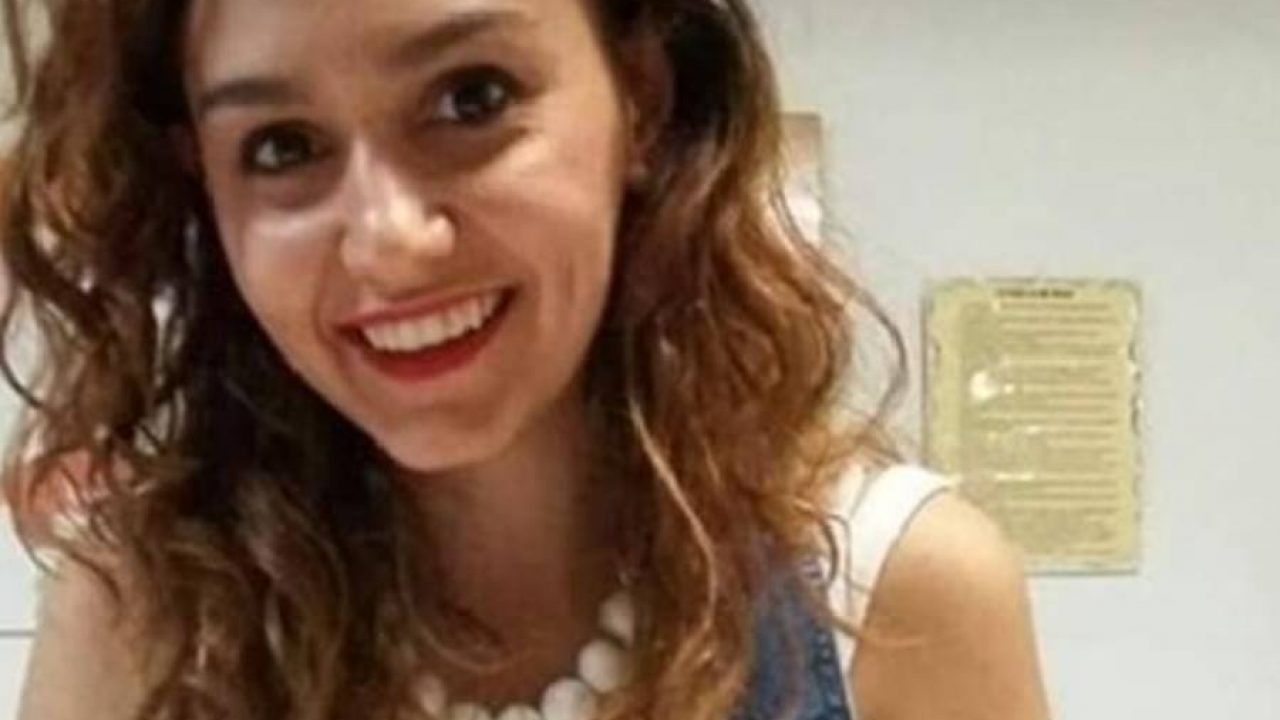 Un anno fa la morte di Martina Aprile a Cava D’Aliga, travolta da un’auto: una giovane mamma mai dimenticata