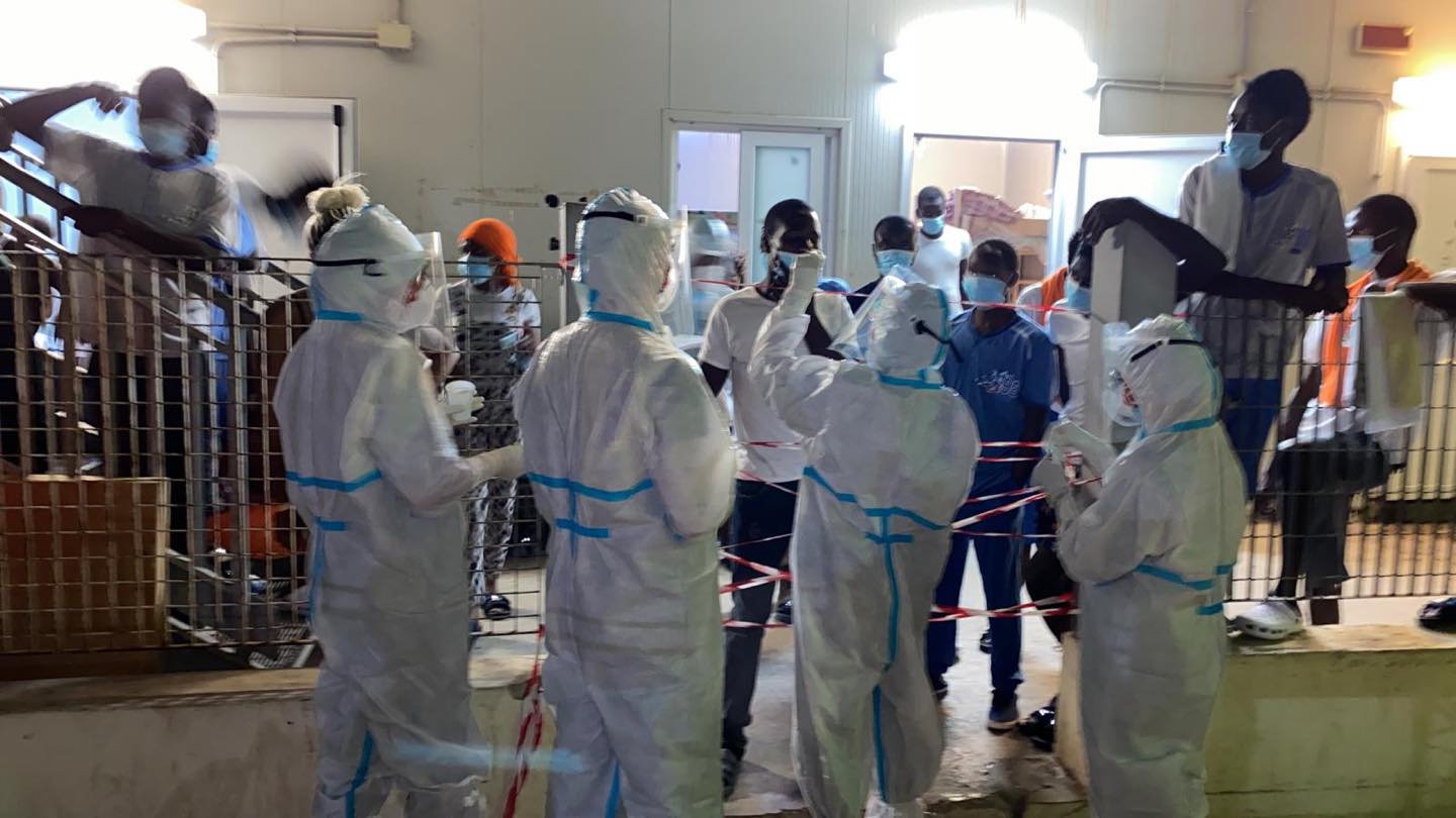 Altri 58 positivi fra i migranti a Lampedusa