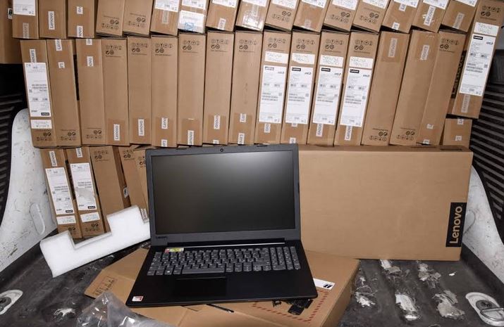 Ragusa: le famiglie Giuffrè e Iacono hanno donato alla città 300 computer portatili