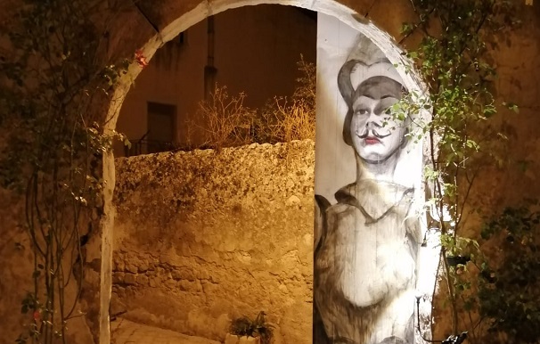 Made in Sicily,  nelle viuzze e nelle piazze di Ragusa Ibla sei installazioni artistiche del set designer Francesco Palazzolo