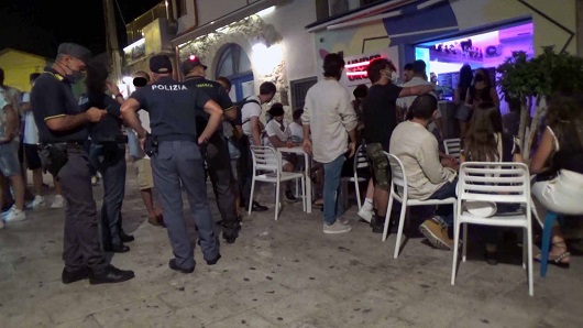 Ferragosto e movida sotto controllo. Stabilite modalità in Prefettura
