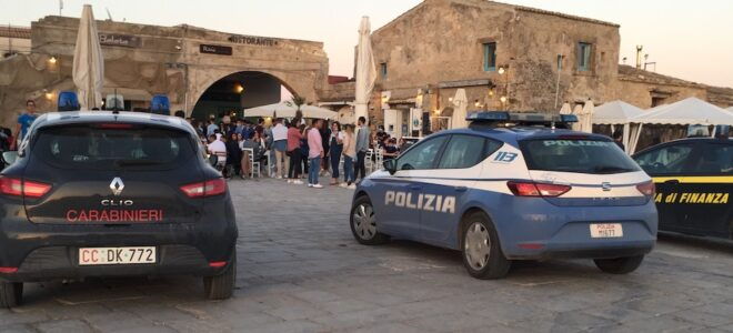 Niente mascherine e troppa folla: a Marzamemi chiusi cinque locali