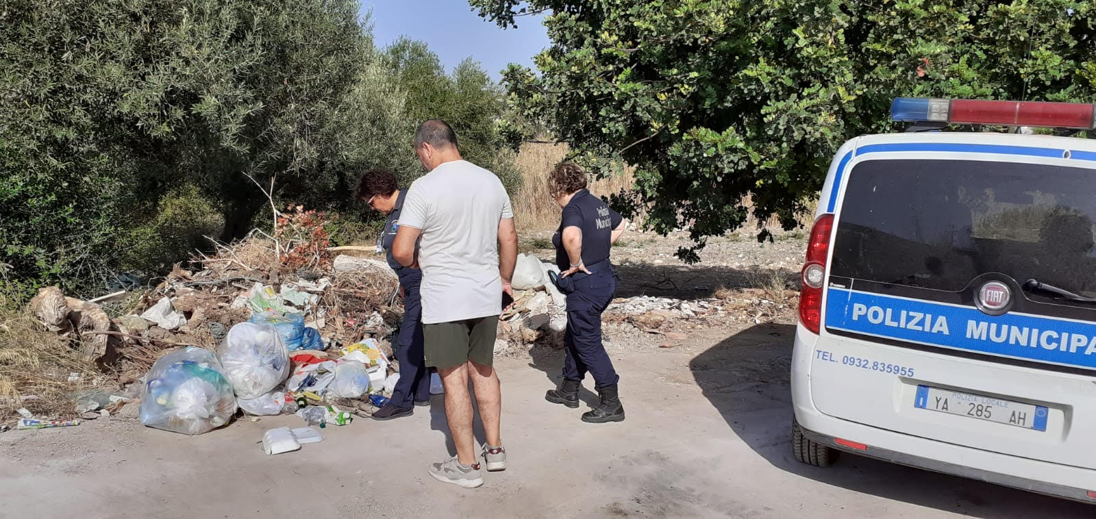 Controlli sulle discariche abusive a Scicli: sanzionate due persone, multa da 600 euro