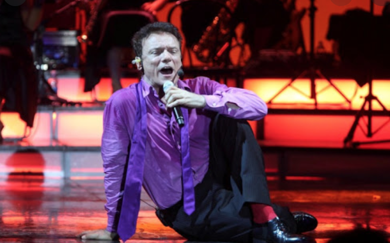 Confermati gli eventi di Ragusa e Marina di Ragusa. L’11 agosto Massimo Ranieri in concerto. Corsa agli ultimi biglietti