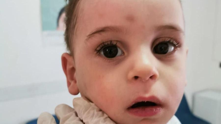 Evan, la madre e il convivente negano l’accusa di averlo ucciso