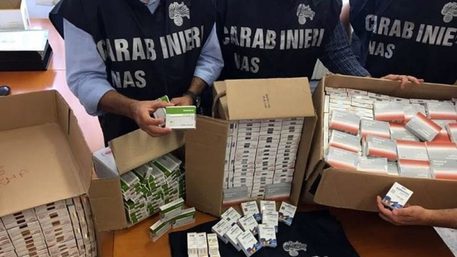 Catania: ricette false per truffare il sistema sanitario: sospesi due medici e otto farmacisti indagati