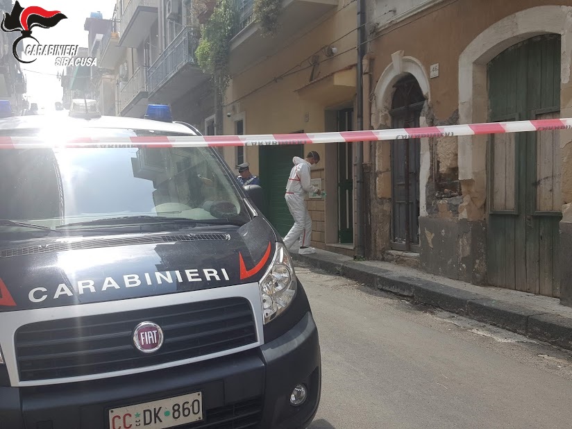 Carlentini: cadavere ritrovato in una body bag, arrestato un uomo per soppressione di cadavere
