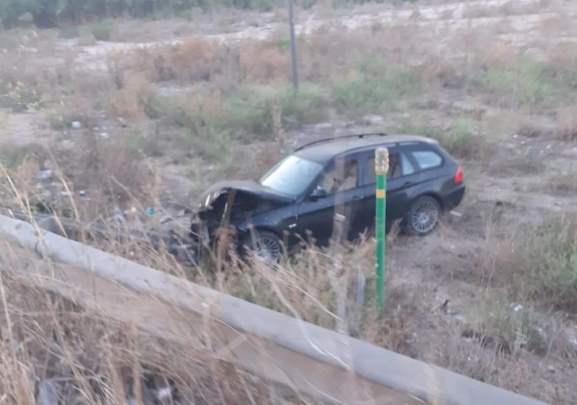 Auto finisce fuori strada, incidente in contrada Boscopiano a Vittoria