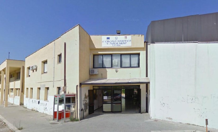 Vittoria: accoltellamento davanti alla scuola, denunciati entrambi i papà