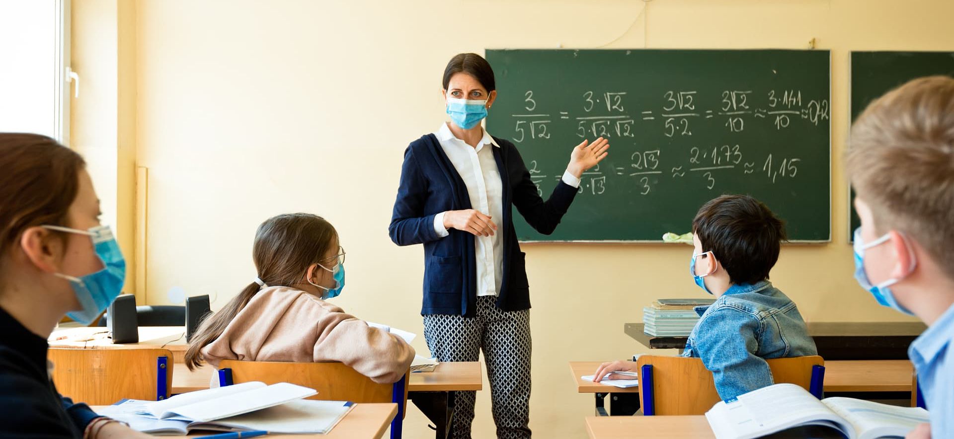 Covid: vaccinazione docenti siciliani, al via le prenotazioni