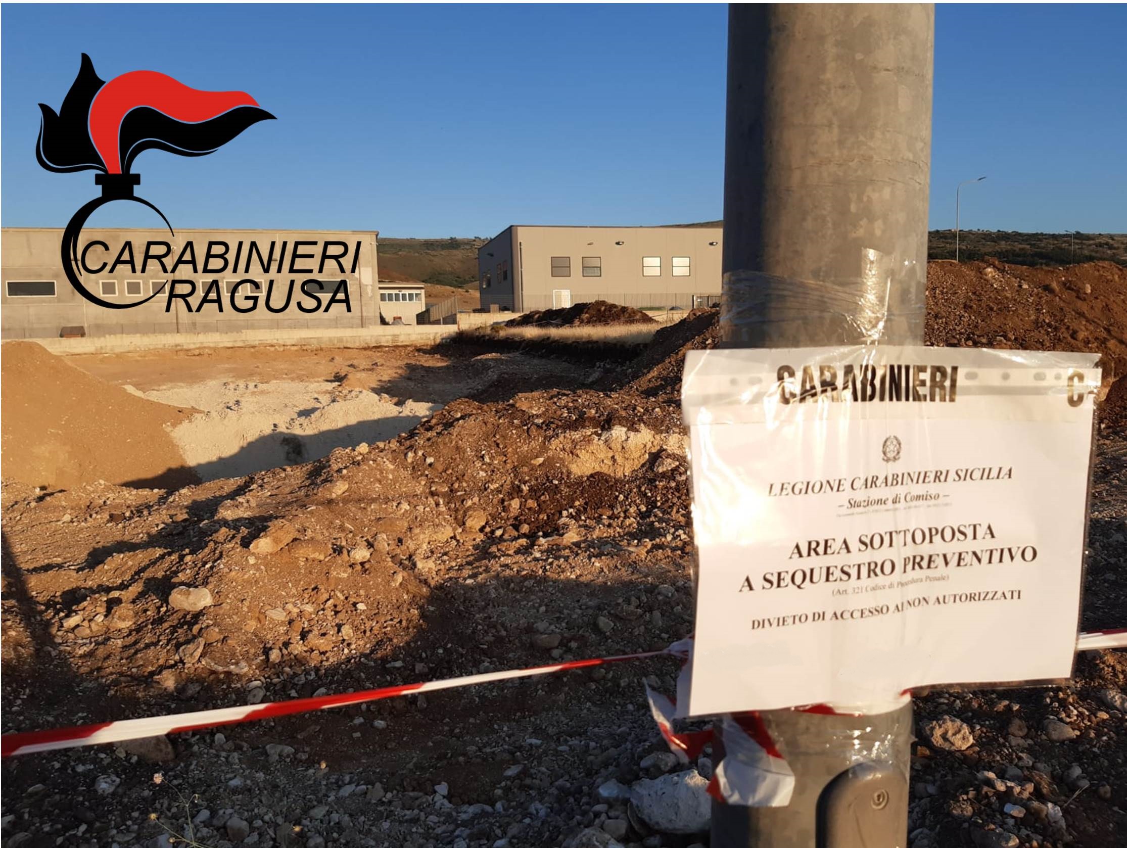 Comiso: estrazione di materiali lapidei abusiva e gestione illecita dei rifiuti. Sequestrati terreni comunali e privati per 28.600 mq