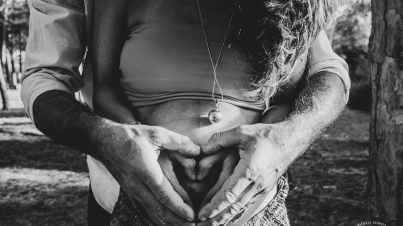Riportiamo il papà in sala parto. La petizione che parte da Ragusa