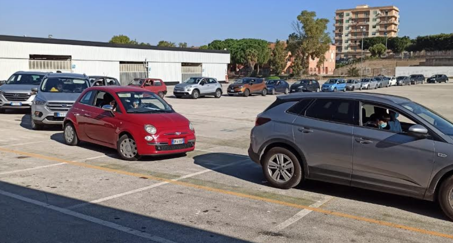 Test rapidi: 32 positivi (20 solo a Vittoria) nel secondo giorno dei tamponi volontari per studenti superiori e famiglie