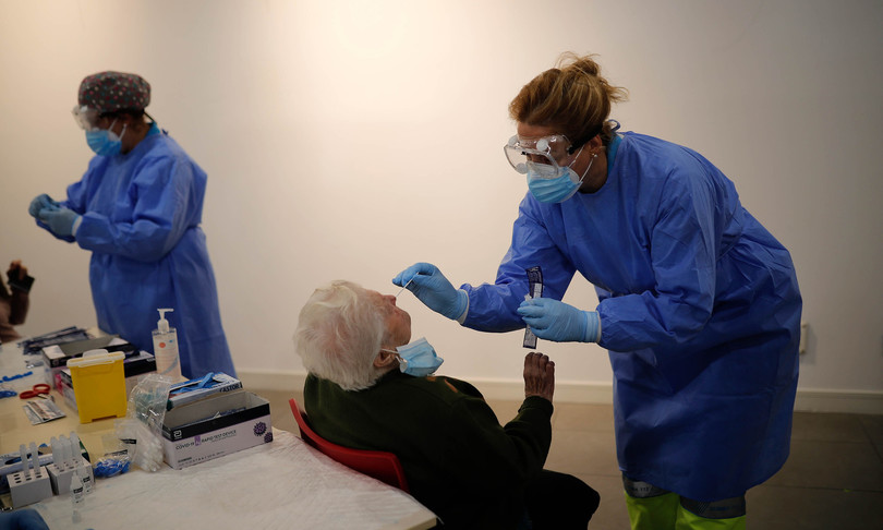 Covid: via libera ai tamponi da medici di famiglia e pediatri di libera scelta. Accordo in Sicilia