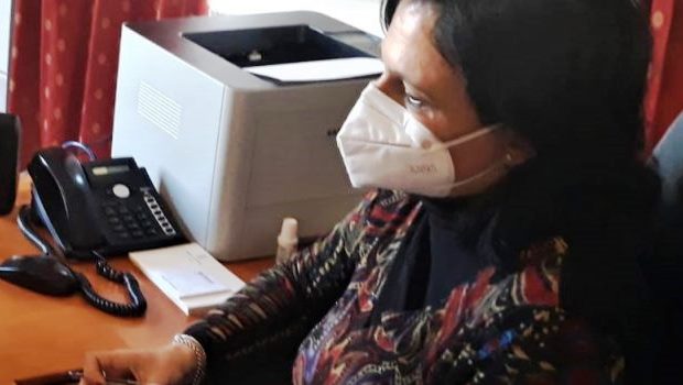 Il sindaco di Comiso: “Gente positiva se ne va negli esercizi commerciali”
