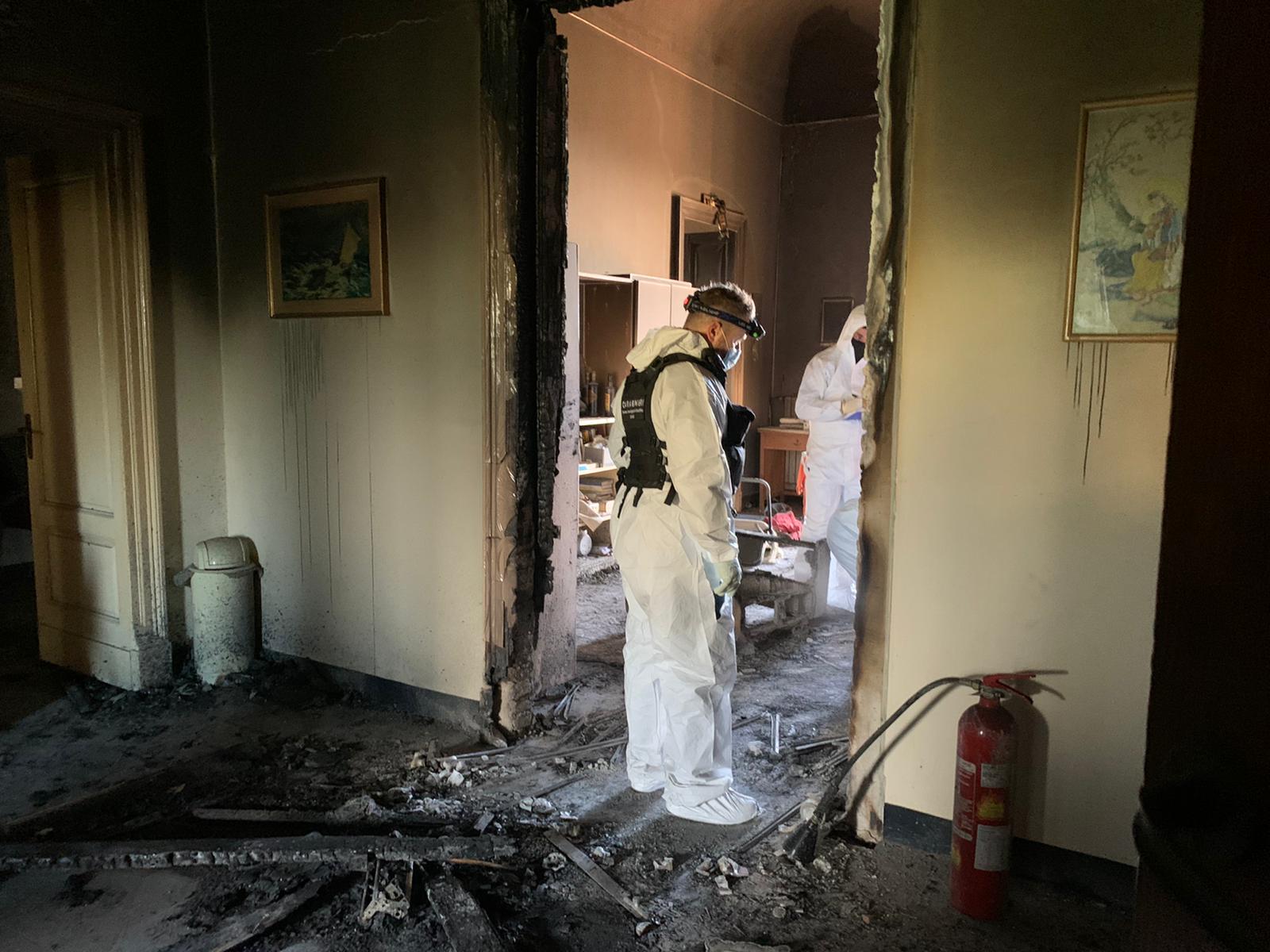 Incendio doloso in una comunità di recupero nel catanese: muore un prete, Leonardo Grasso