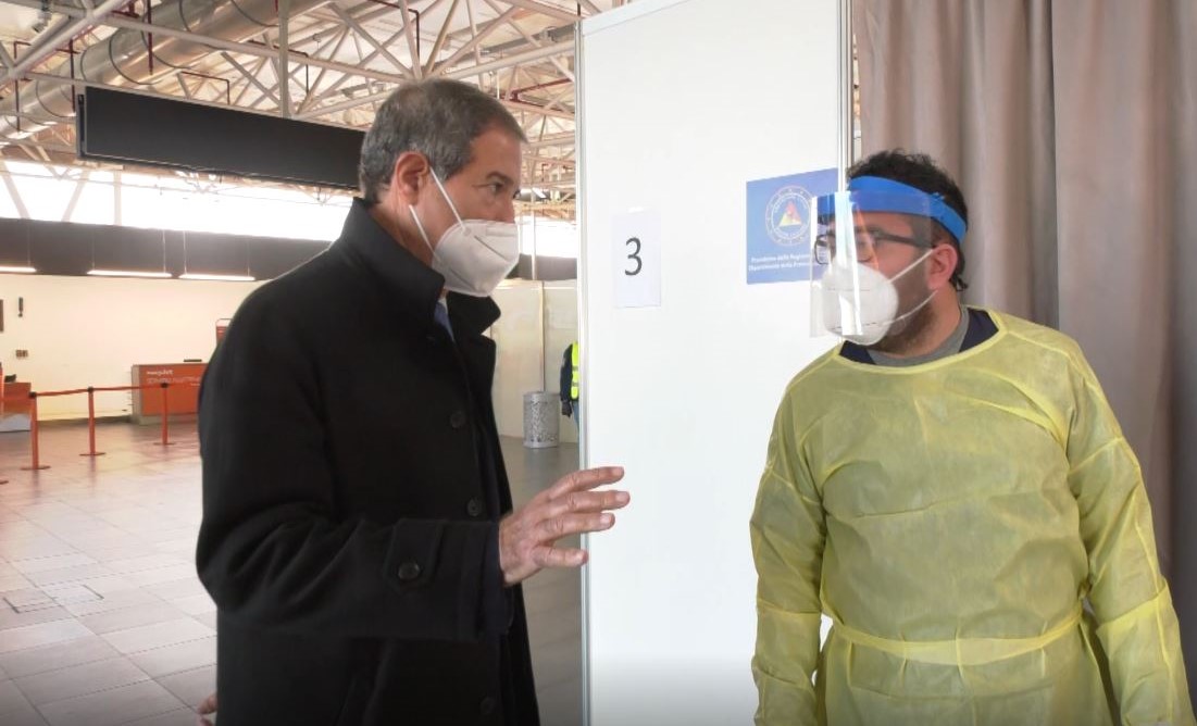 Covid, Musumeci: “Preoccupati per curva contagi chiesta zona arancione”
