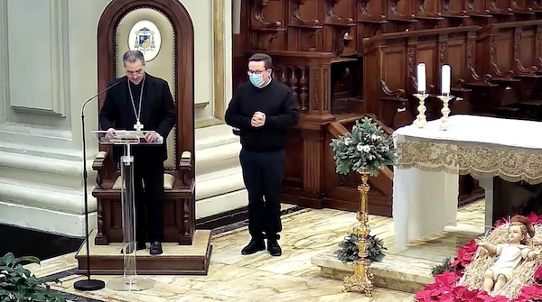 Il vescovo di Ragusa, mons. Carmelo Cuttitta, si è dimesso. La comunicazione ai sacerdoti in diretta dalla Cattedrale