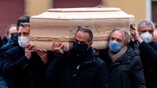 Sciacalli: mentre ci sono i funerali, furto in casa di Paolo Rossi