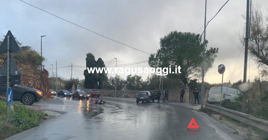 Ancora un incidente a Modica: auto contro scooter