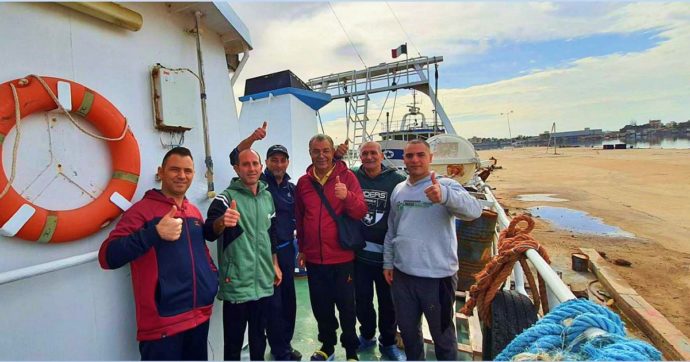 Sono risultati negativi ai tamponi i pescatori di Mazara del Vallo
