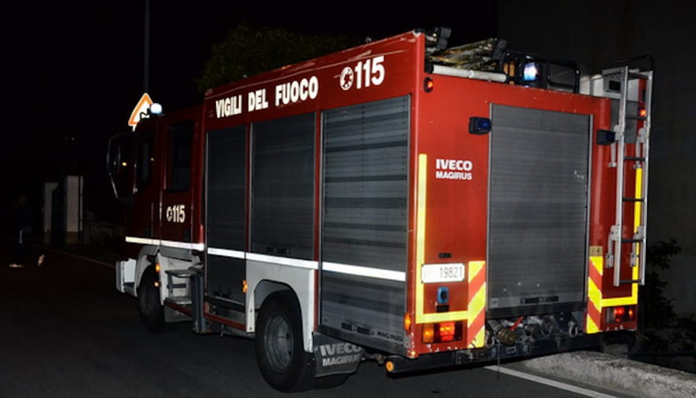 Paura sulla strada: due famiglie coinvolte in un terribile incidente frontale a Scicli