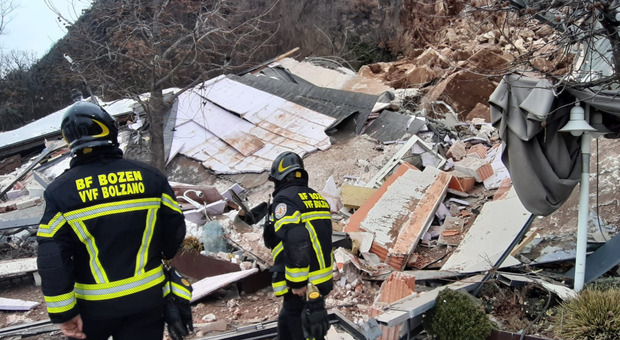 Frana travolge albergo a Bolzano