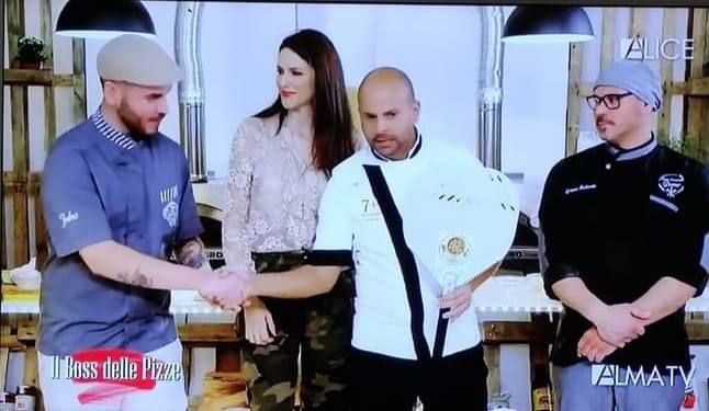 Al programma tv “Il boss delle pizze”, Fabio Ferrara, di Scoglitti, si aggiudica un posto in semifinale