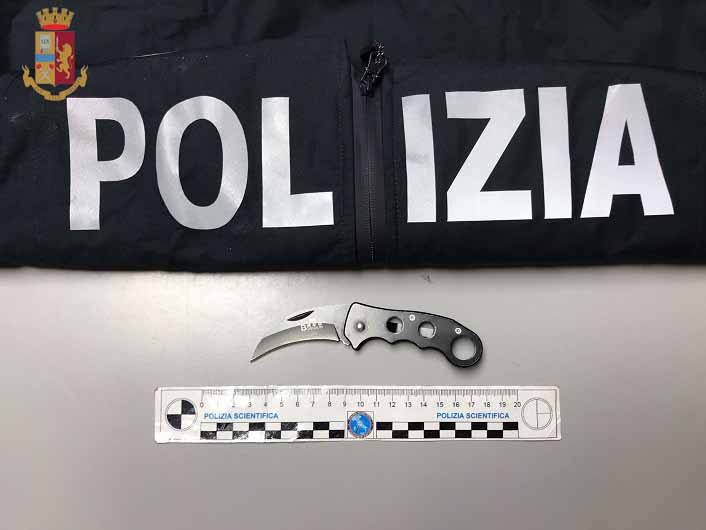 Vittoria: un giovane di appena 20 anni denunciato per porto abusivo di armi